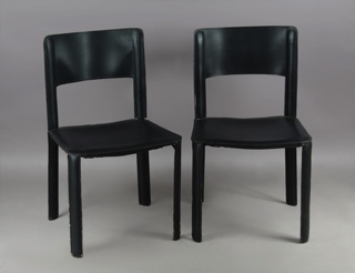 Lote 270: CUATRO SILLAS MODERNAS DISEÑO DE WILLY RIZZO.  CUATRO SILLAS MODERNAS DISEÑO DE WILLY RIZZO. 