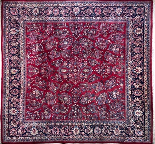 Lote 384: ALFOMBRA PERSA TABRIS DE LANA TEJIDA A MANO.  ALFOMBRA PERSA TABRIS DE LANA TEJIDA A MANO. 