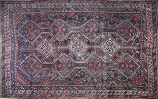 Lote 399: ALFOMBRA SOUMAK DE LANA TEJIDA A MANO. ALFOMBRA SOUMAK DE LANA TEJIDA A MANO.