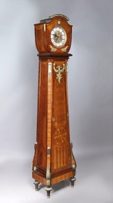 Lote 212: RELOJ DE PIE FRANCES DE ESTILO LUIS XVI.  RELOJ DE PIE FRANCES DE ESTILO LUIS XVI. 