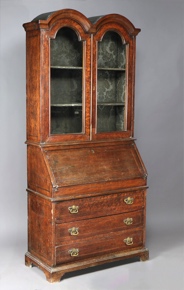 Lote 294: PEQUEÑA BIBLIOTECA SECRETAIRE INGLESA SIGLO XIX.  PEQUEÑA BIBLIOTECA SECRETAIRE INGLESA SIGLO XIX. 