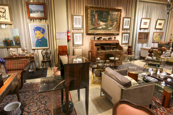 Salones JC Naon y Cia SA Remate 1569 Julio 2025