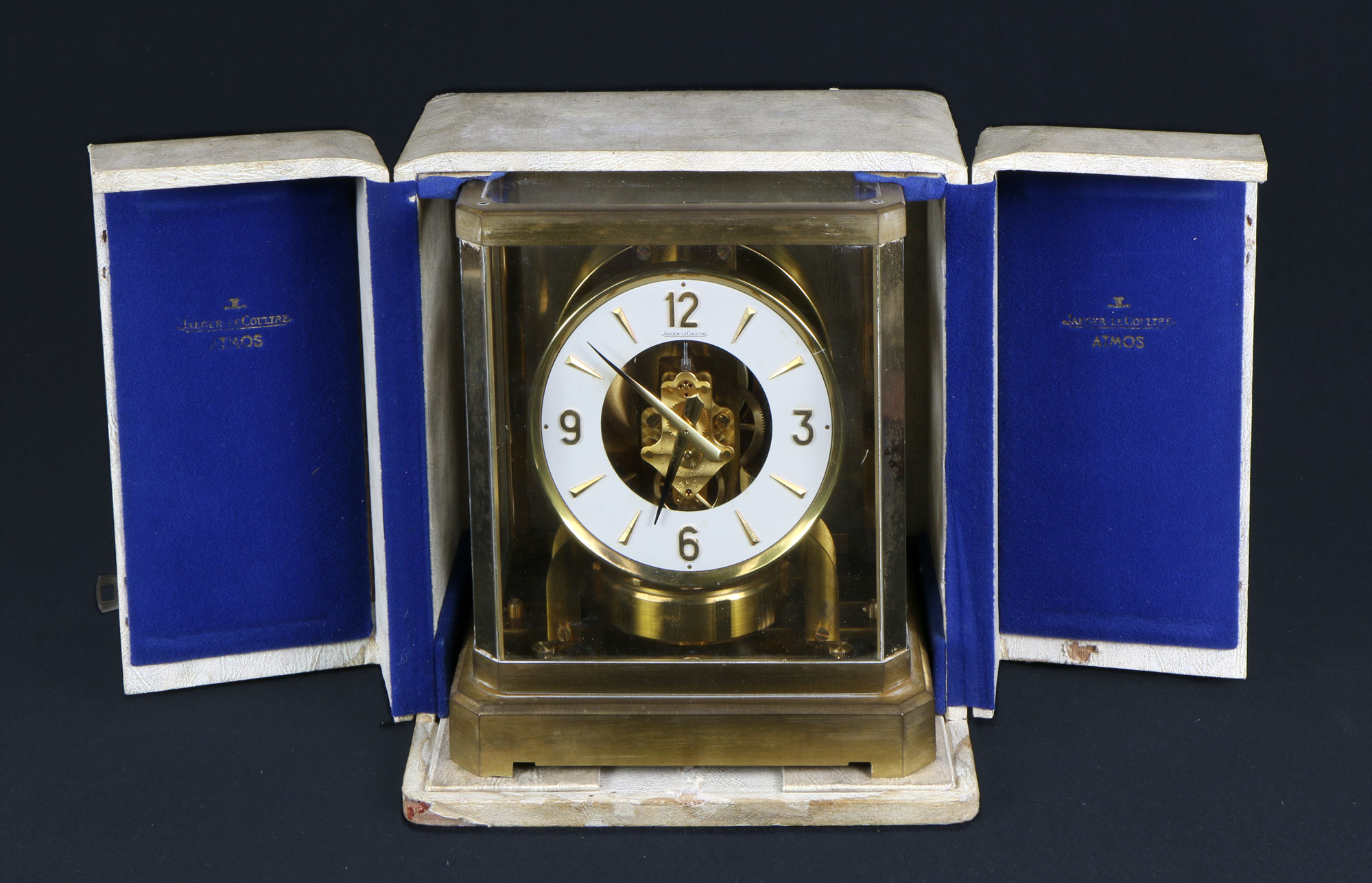  RELOJ DE APOYO SUIZO MARCA JAEGER LE COULTRE MODELO ATMOS.