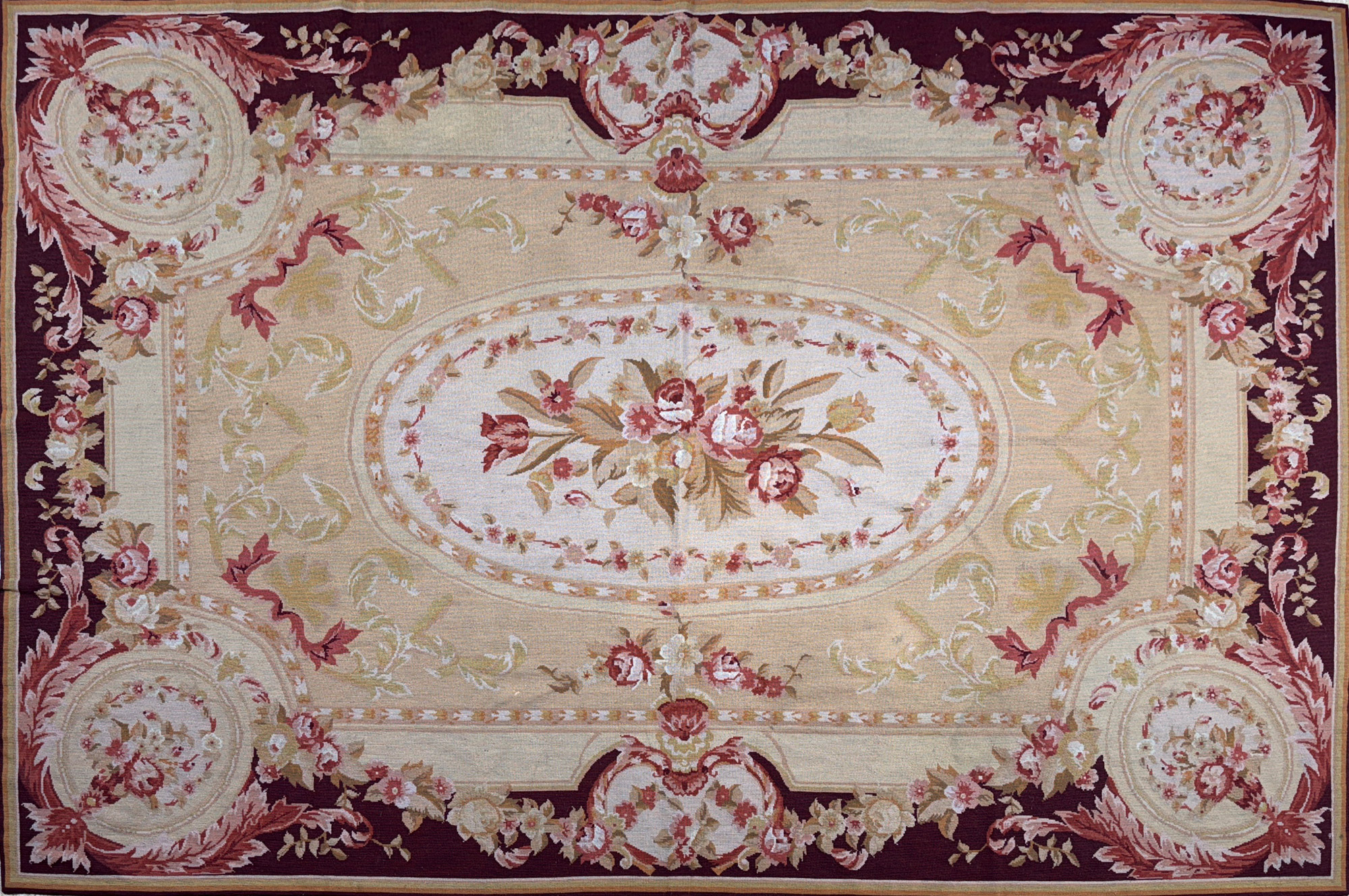  TAPICERIA FRANCESA AUBUSSON DE LANA TEJIDA A MANO.