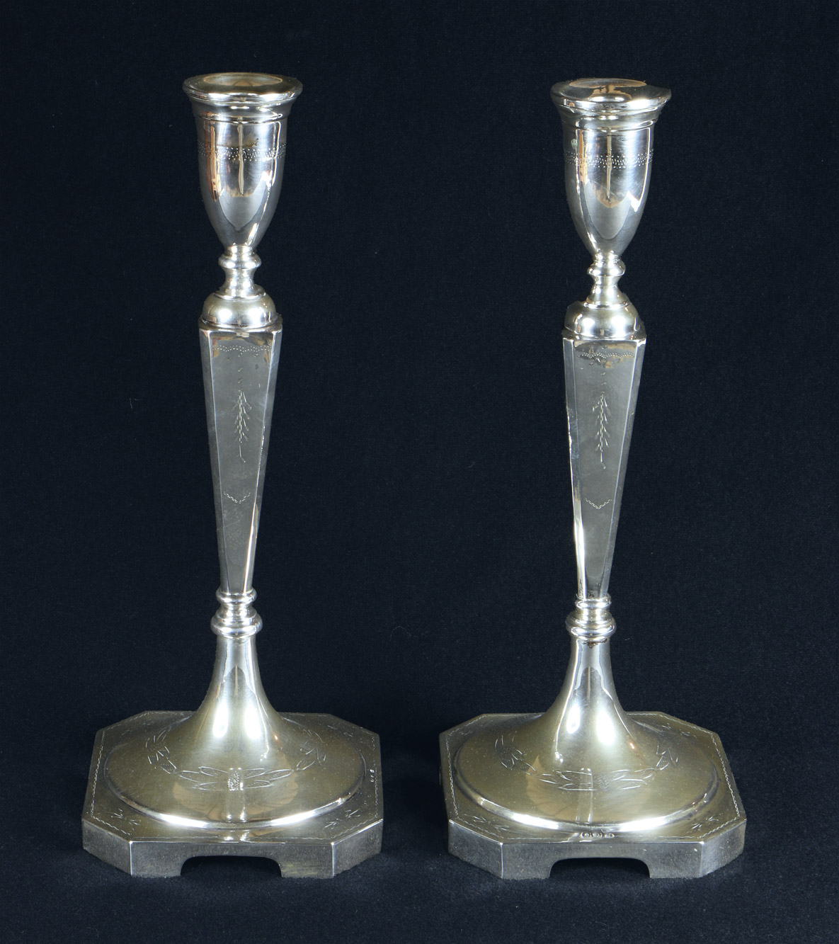  PAR DE CANDELEROS DE PLATA CHECOSLOVACA 800 SELLADA. 