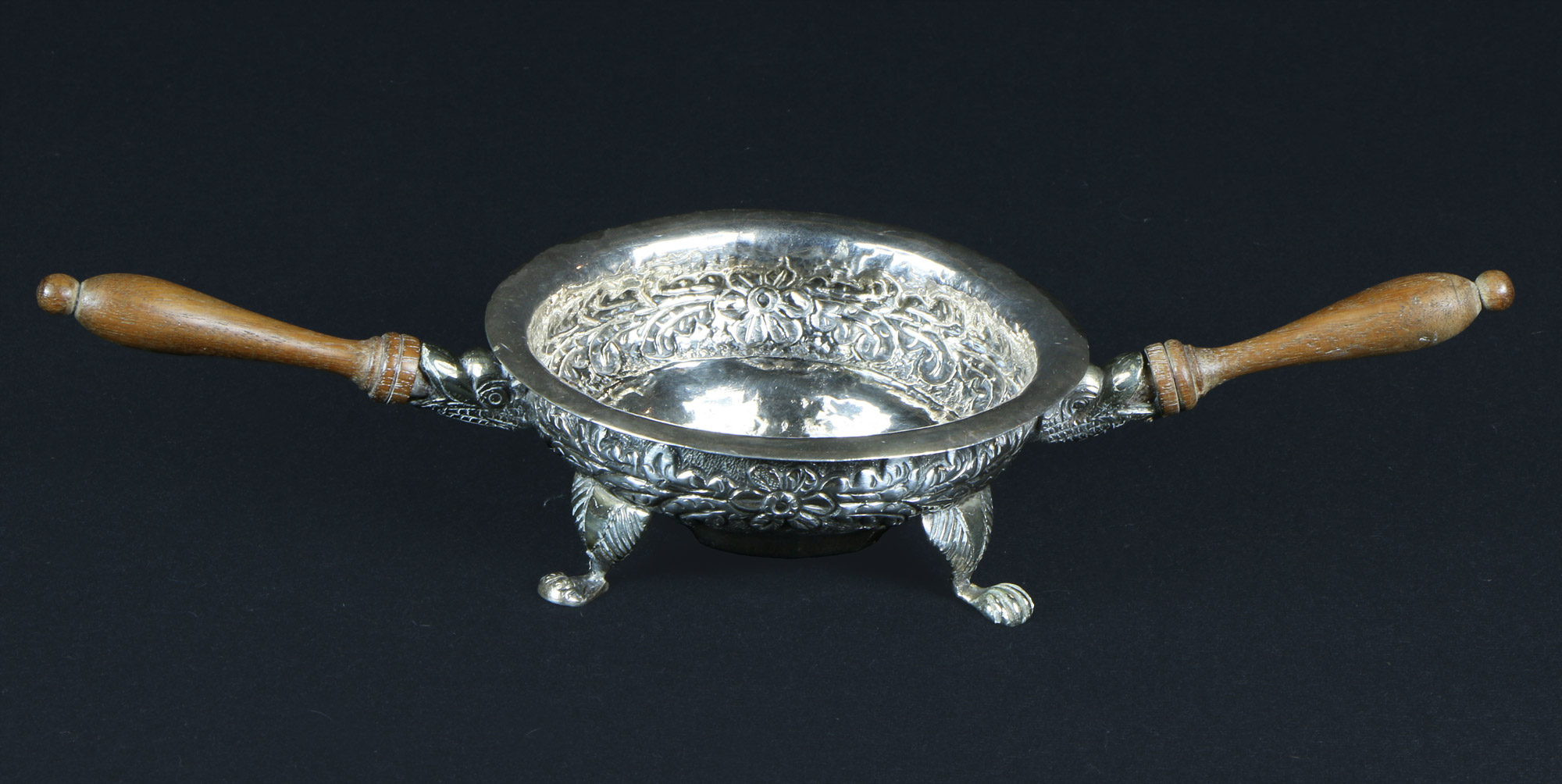  ANTIGUA CHOFETA COLONIAL DEL SIGLO XIX. 