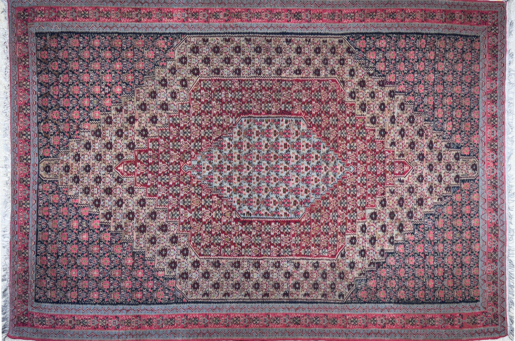  TAPIZ PERSA SOUMAK DE LANA TEJIDA A MANO. 