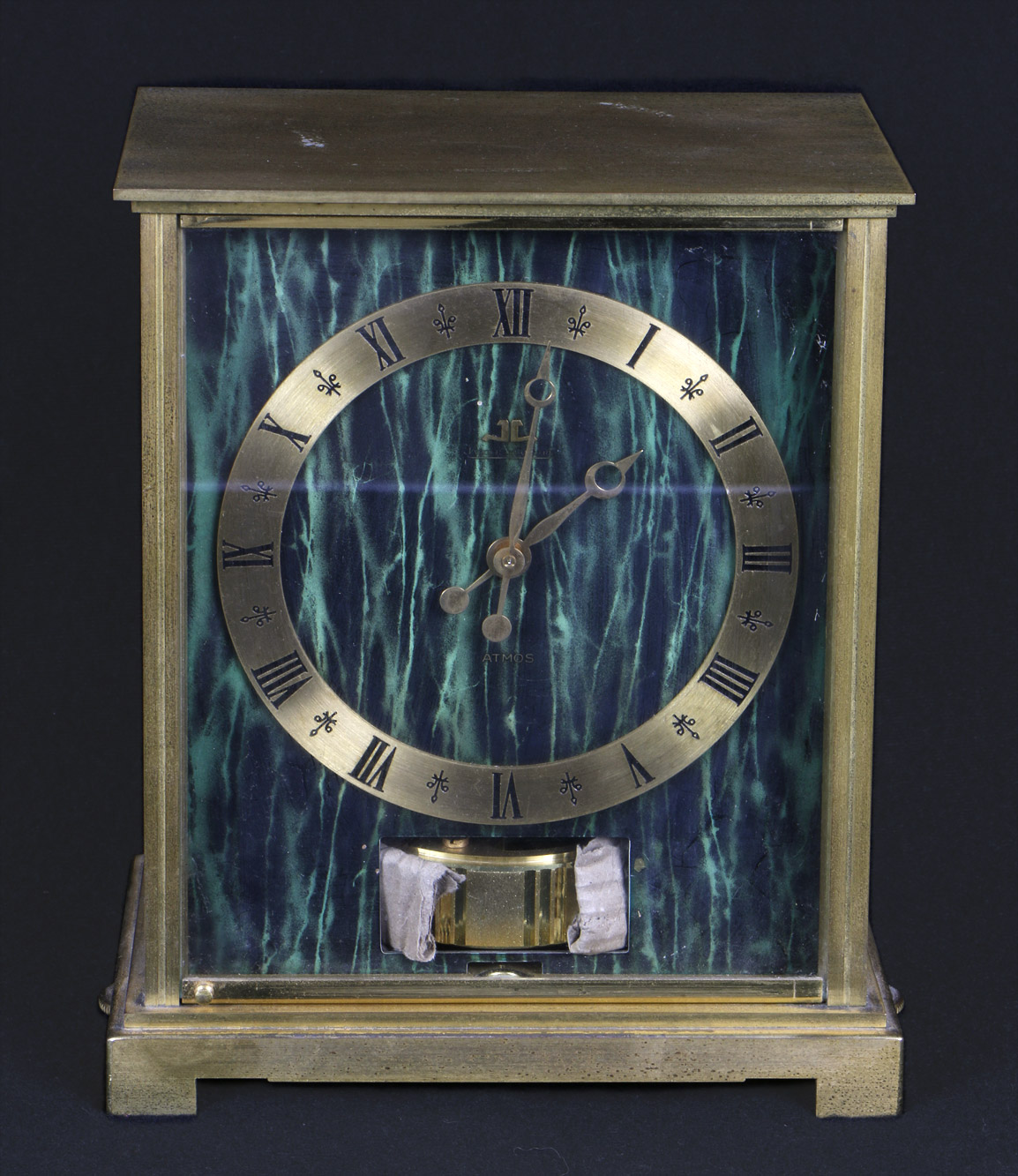  RELOJ DE APOYO SUIZO MARCA JAEGER LE COULTRE MODELO ATMOS.