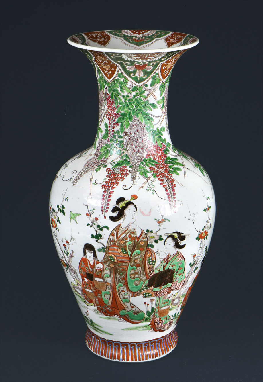 GRAN VASO CHINO ANTIGUO DE PORCELANA ESMALTADA. GRAN VASO CHINO ANTIGUO DE PORCELANA ESMALTADA.