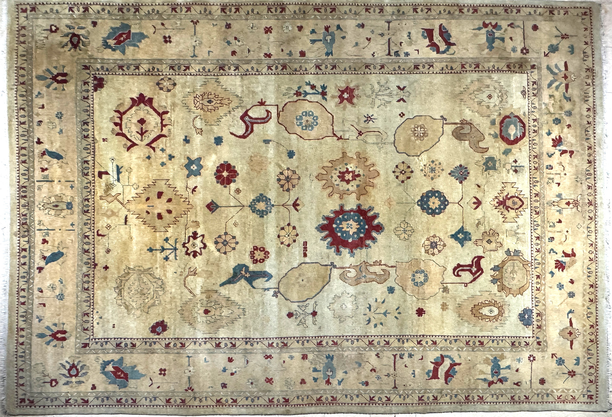 GRAN ALFOMBRA TURCA ZIEGLER DE LANA TEJIDA A MANO. GRAN ALFOMBRA TURCA ZIEGLER DE LANA TEJIDA A MANO.