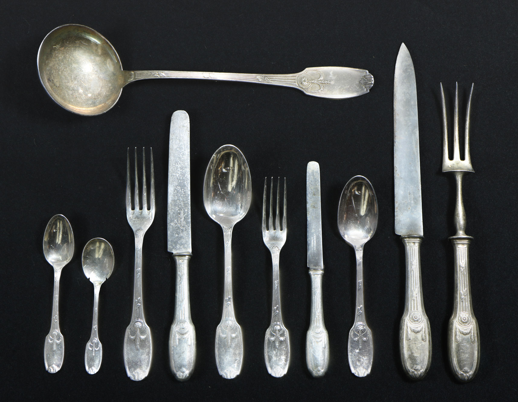  JUEGO DE CUBIERTOS DE METAL FRANCES CHRISTOFLE PLATEADO. 