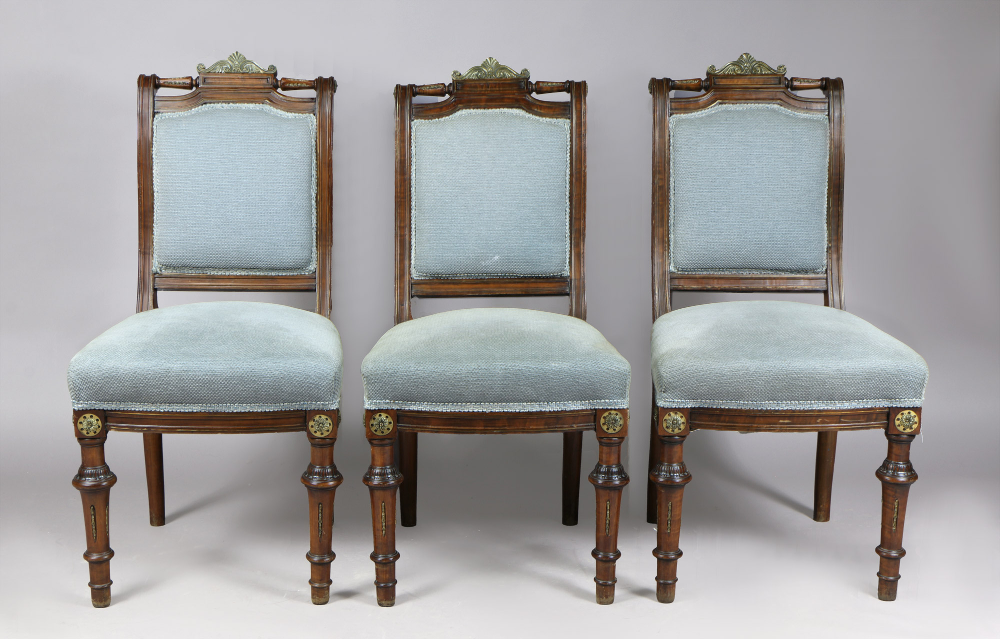 CUATRO SILLAS DE ESTILO FRANCES. CUATRO SILLAS DE ESTILO FRANCES.