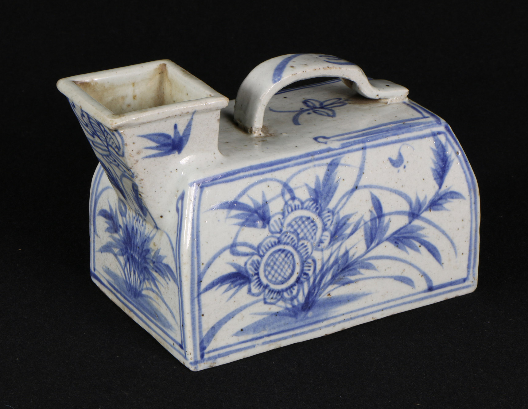  ADORNO CHINO 'REGADOR' DE ALFARERIA ESMALTADA. 