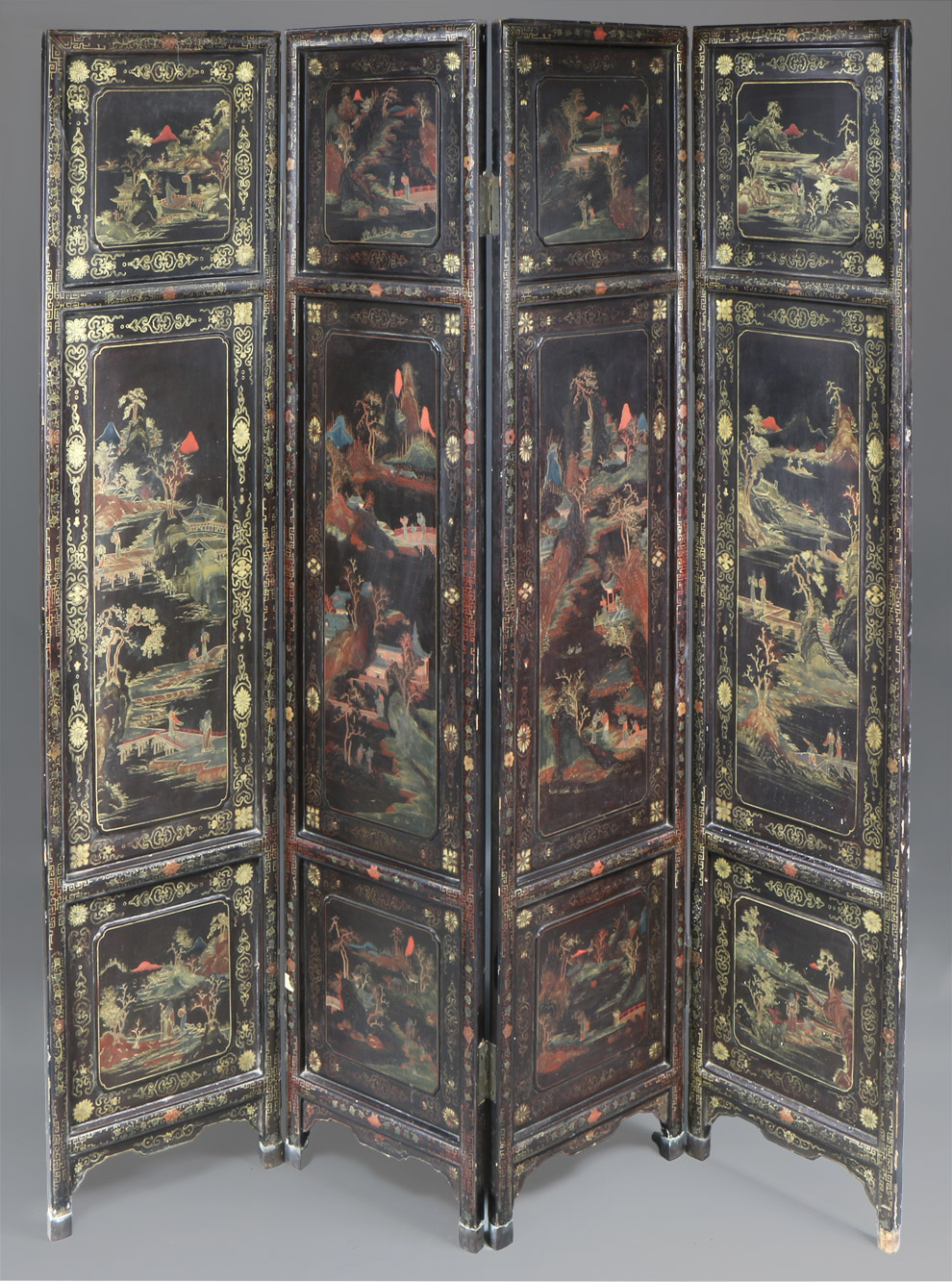 ANTIGUO BIOMBO CHINO DE CUATRO HOJAS PINTADO A MANO. ANTIGUO BIOMBO CHINO DE CUATRO HOJAS PINTADO A MANO.