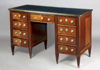 Lote 167: ANTIGUO ESCRITORIO DE PEDESTALES FRANCES ESTILO LUIS XVI.  ANTIGUO ESCRITORIO DE PEDESTALES FRANCES ESTILO LUIS XVI. 