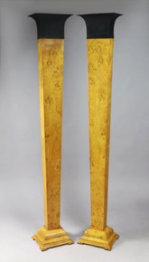 Lote 435: PAR DE LAMPARAS ALTAS DISEÑO ART DECO AL ESTILO RUHLMANN.  PAR DE LAMPARAS ALTAS DISEÑO ART DECO AL ESTILO RUHLMANN. 