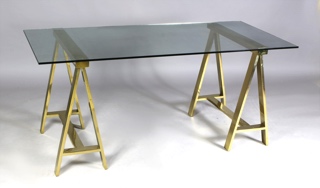 Lote 262: MESA RECTANGULAR DE LINEA MODERNA PARA COMEDOR. MESA RECTANGULAR DE LINEA MODERNA PARA COMEDOR.