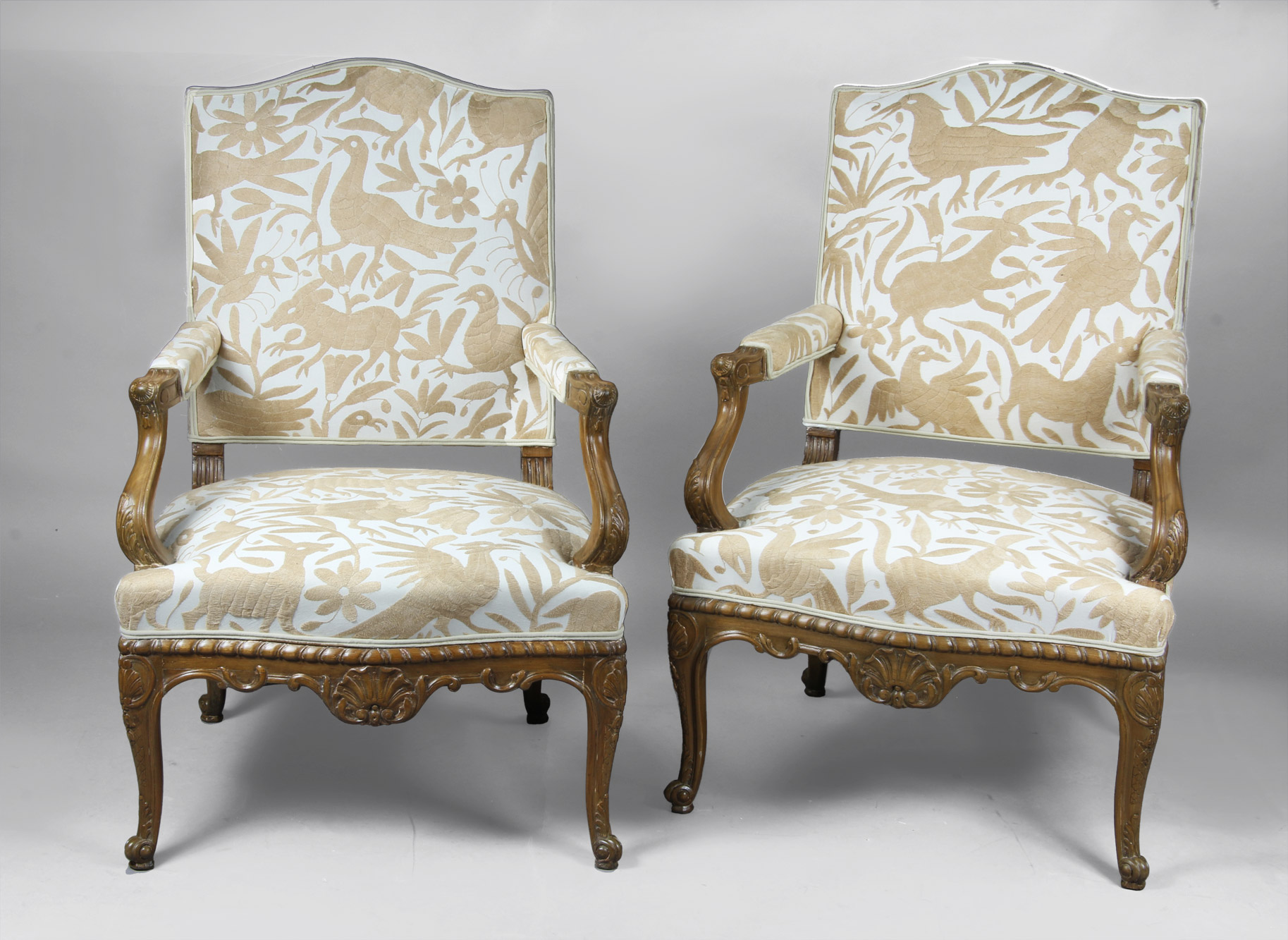 PAR DE SILLONES FRANCESES ESTILO REGENCE. PAR DE SILLONES FRANCESES ESTILO REGENCE.