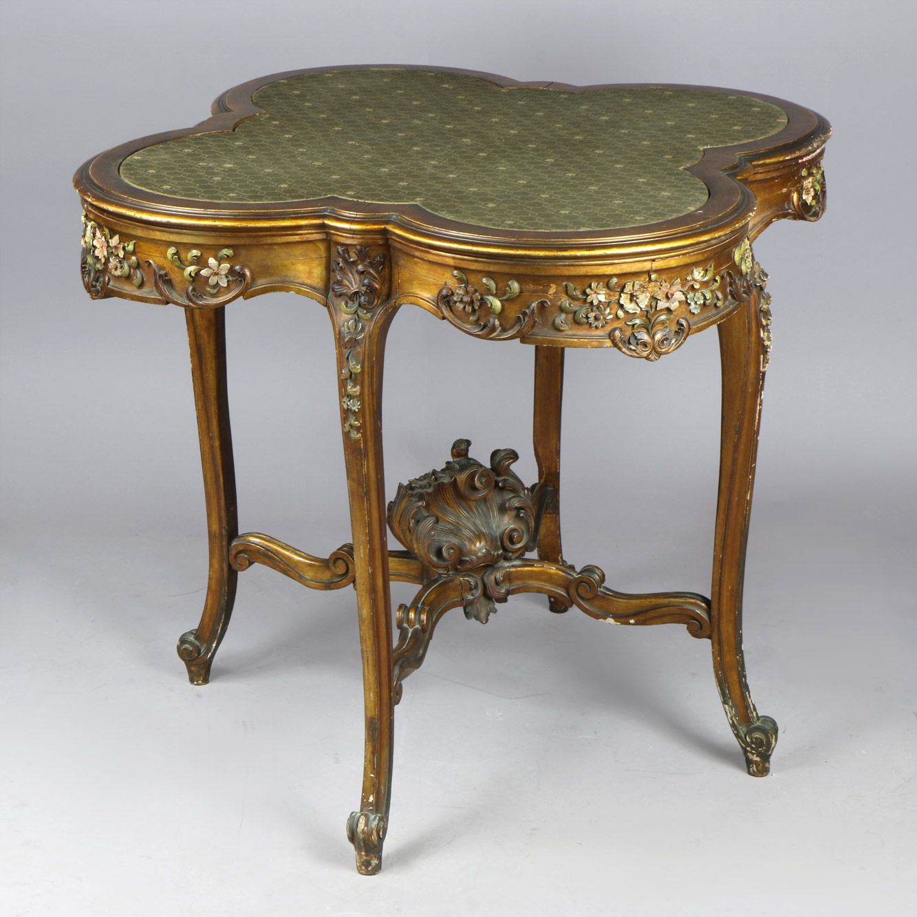  MESA ITALIANA EN FORMA DE TREBOL PARA CENTRO.