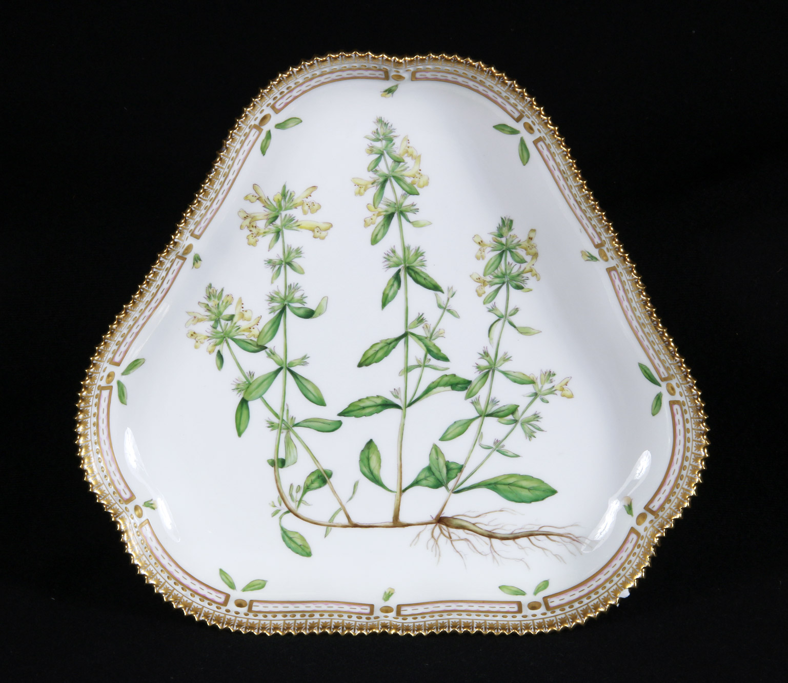  FUENTE DE PORCELANA ROYAL COPENHAGEN 'FLORA DANICA'