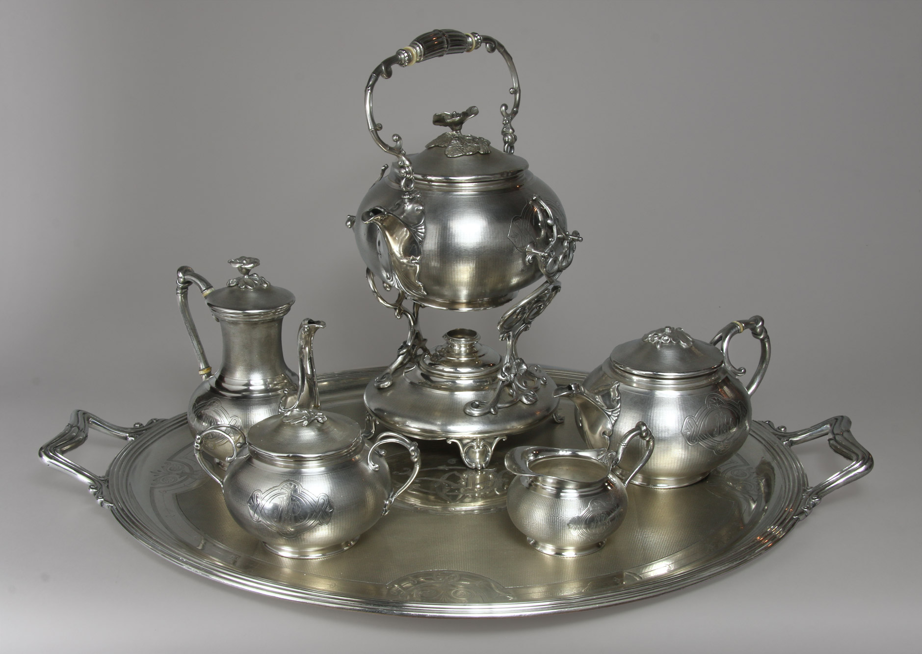 JUEGO DE METAL FRANCES CHRISTOFLE PARA TE Y CAFE. JUEGO DE METAL FRANCES CHRISTOFLE PARA TE Y CAFE.