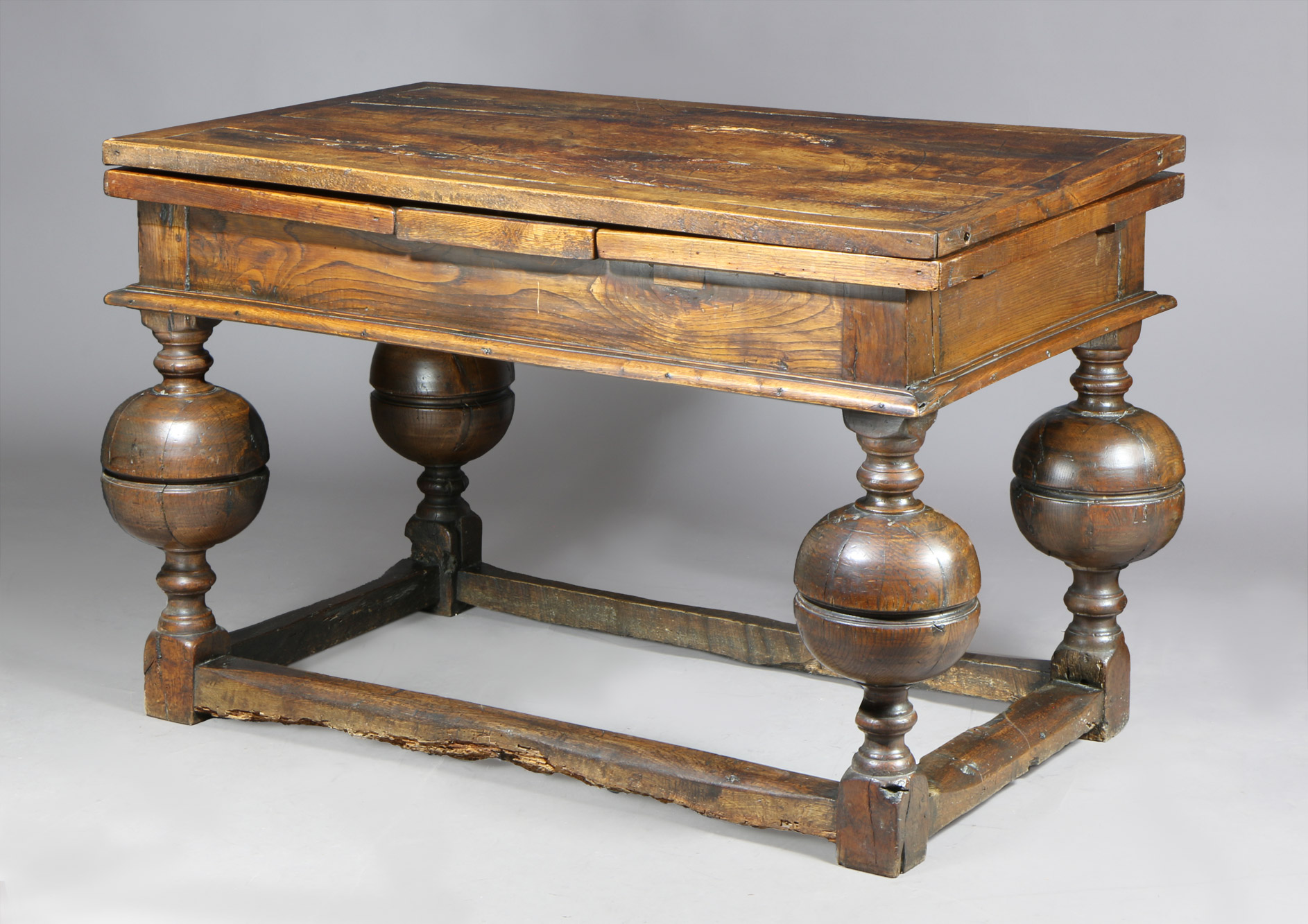  ANTIGUA MESA INGLESA TUDOR PARA CENTRO O COMEDOR.