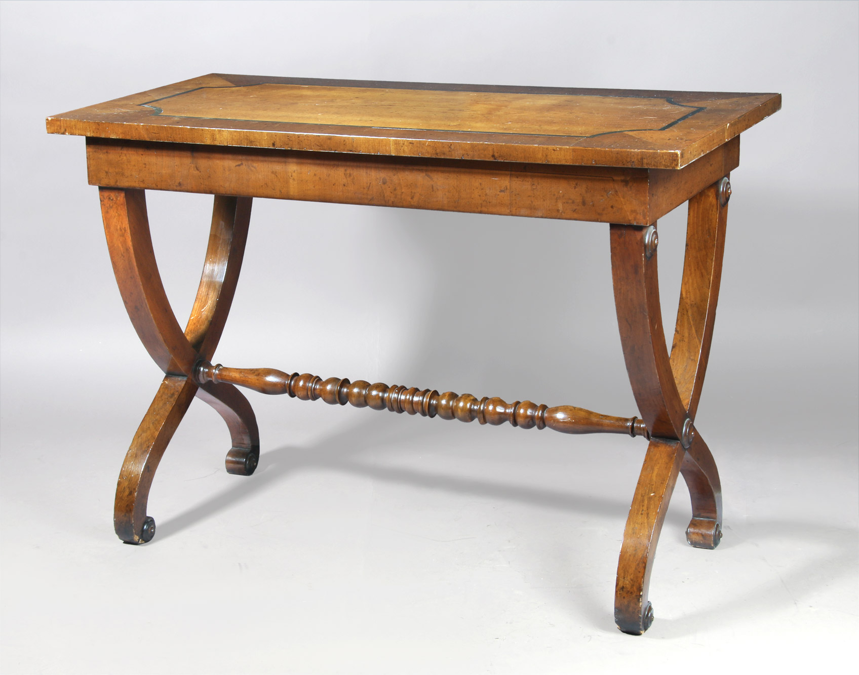  MESA RECTANGULAR ESTILO NEOCLASICO PARA CENTRO.