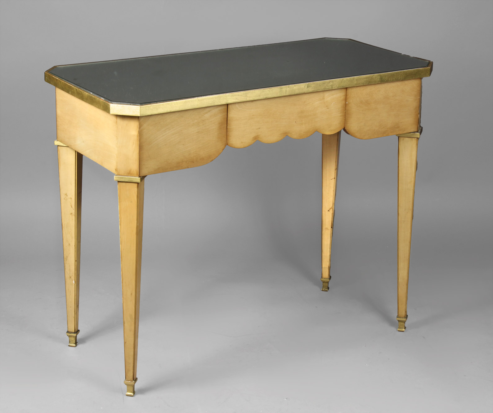  MESA TOILETTE DE ESTILO FRANCES LUIS XVI CON TAPA DE ESPEJO.