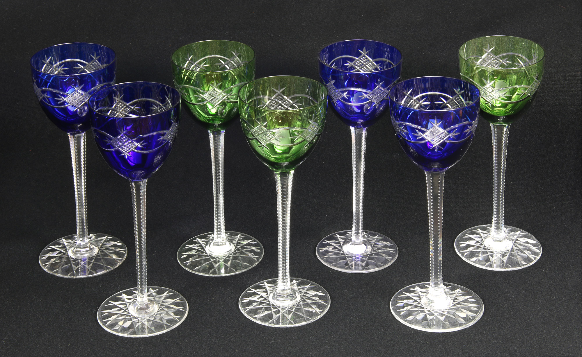 Lotes 661 y 660:
VEINTE COPAS ALTAS AZULES PARA VINO DEL RHIN.
VEINTE COPAS ALTAS VERDES PARA VINO DEL RHIN. Lotes 661 y 660:
VEINTE COPAS ALTAS AZULES PARA VINO DEL RHIN.
VEINTE COPAS ALTAS VERDES PARA VINO DEL RHIN.