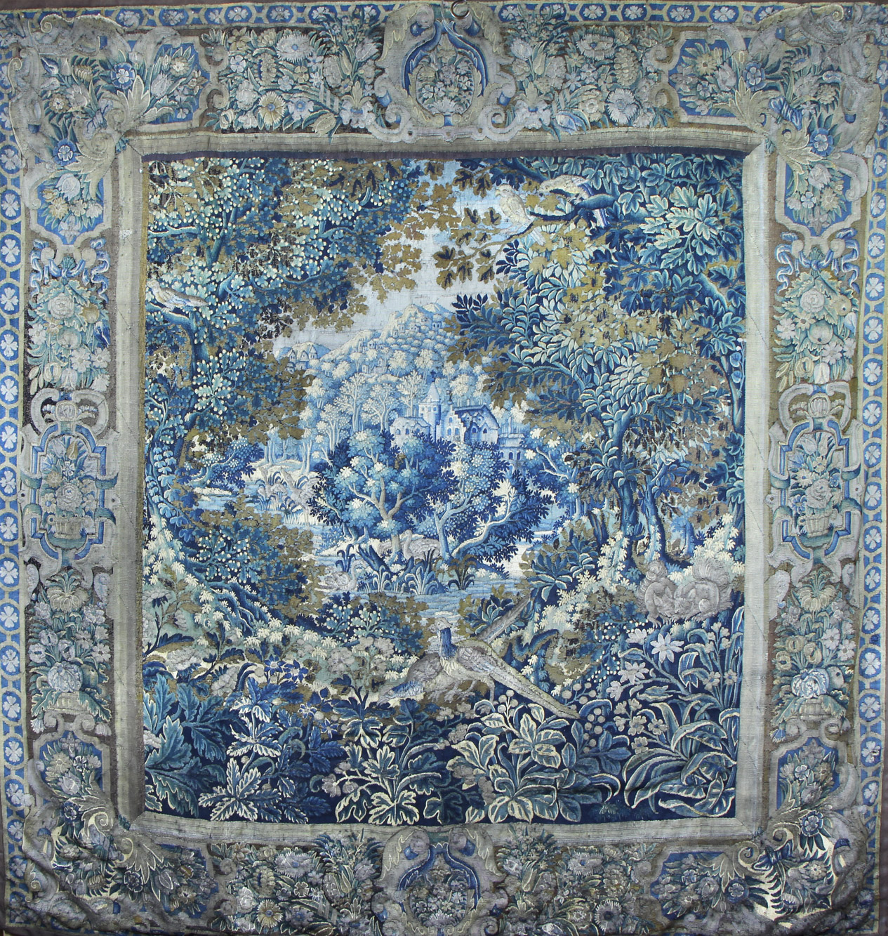 ANTIGUA TAPICERIA FRANCESA VERDURE DE LANA TEJIDA A MANO. ANTIGUA TAPICERIA FRANCESA VERDURE DE LANA TEJIDA A MANO.