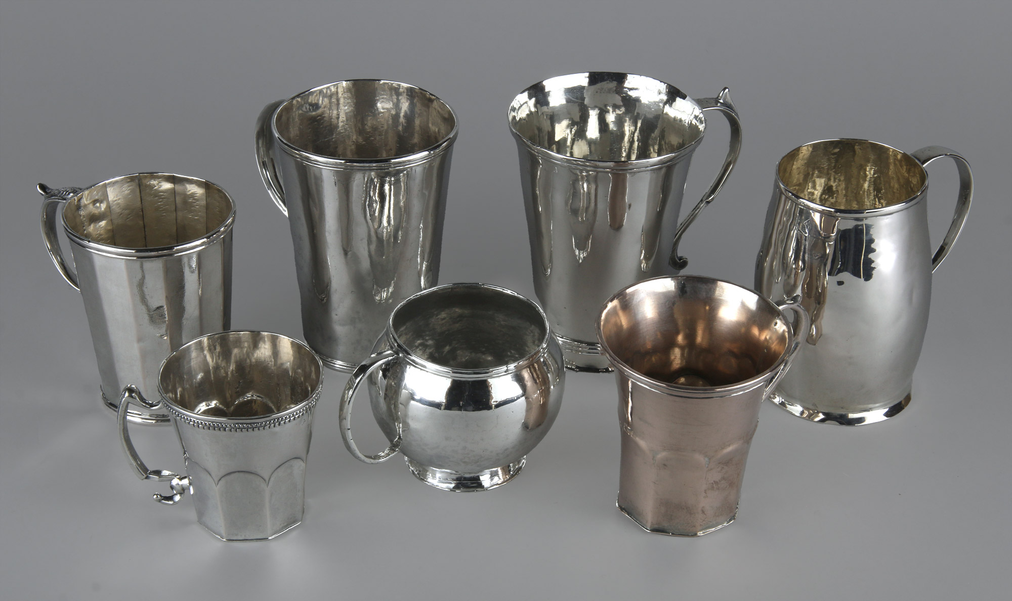 SIETE ANTIGUOS JARROS COLONIALES DIFERENTES. SIETE ANTIGUOS JARROS COLONIALES DIFERENTES.