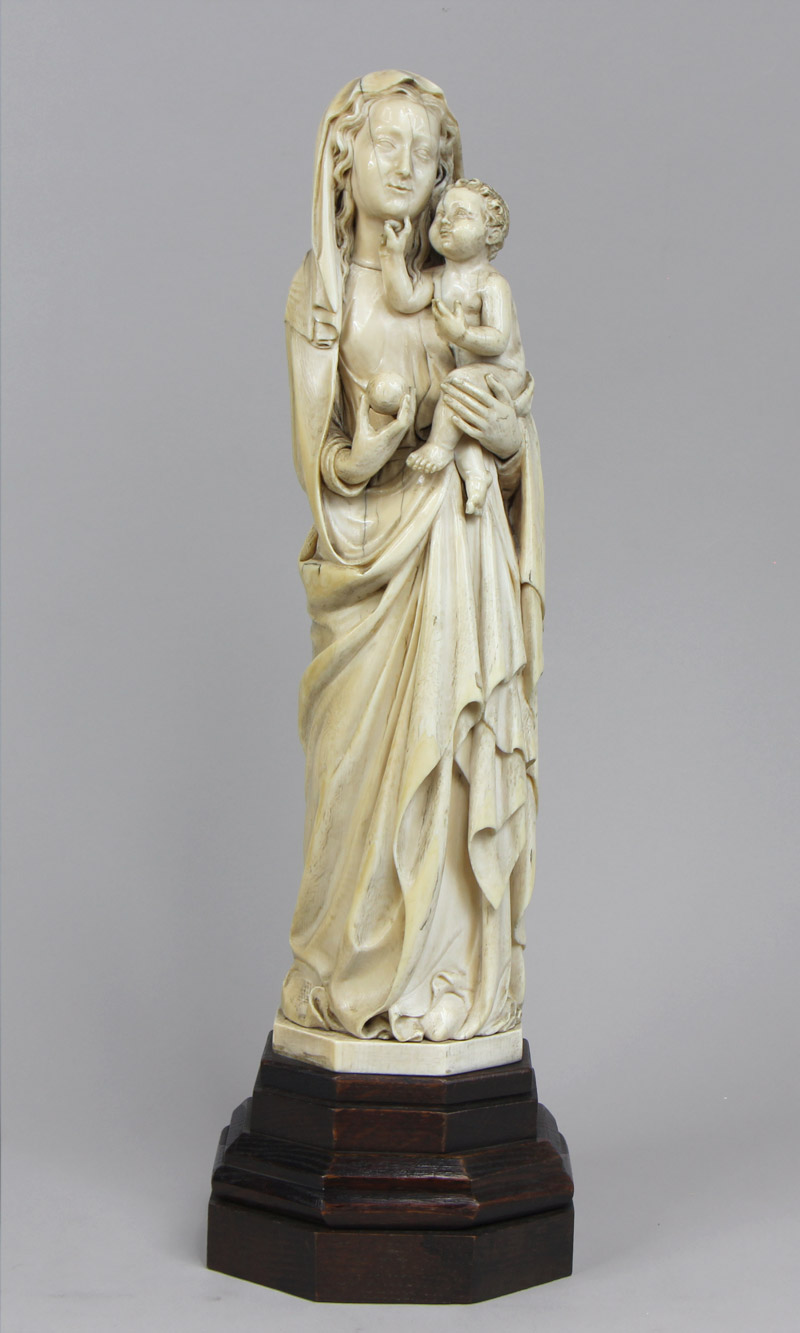  'LA VIRGEN Y EL NIÑO' 