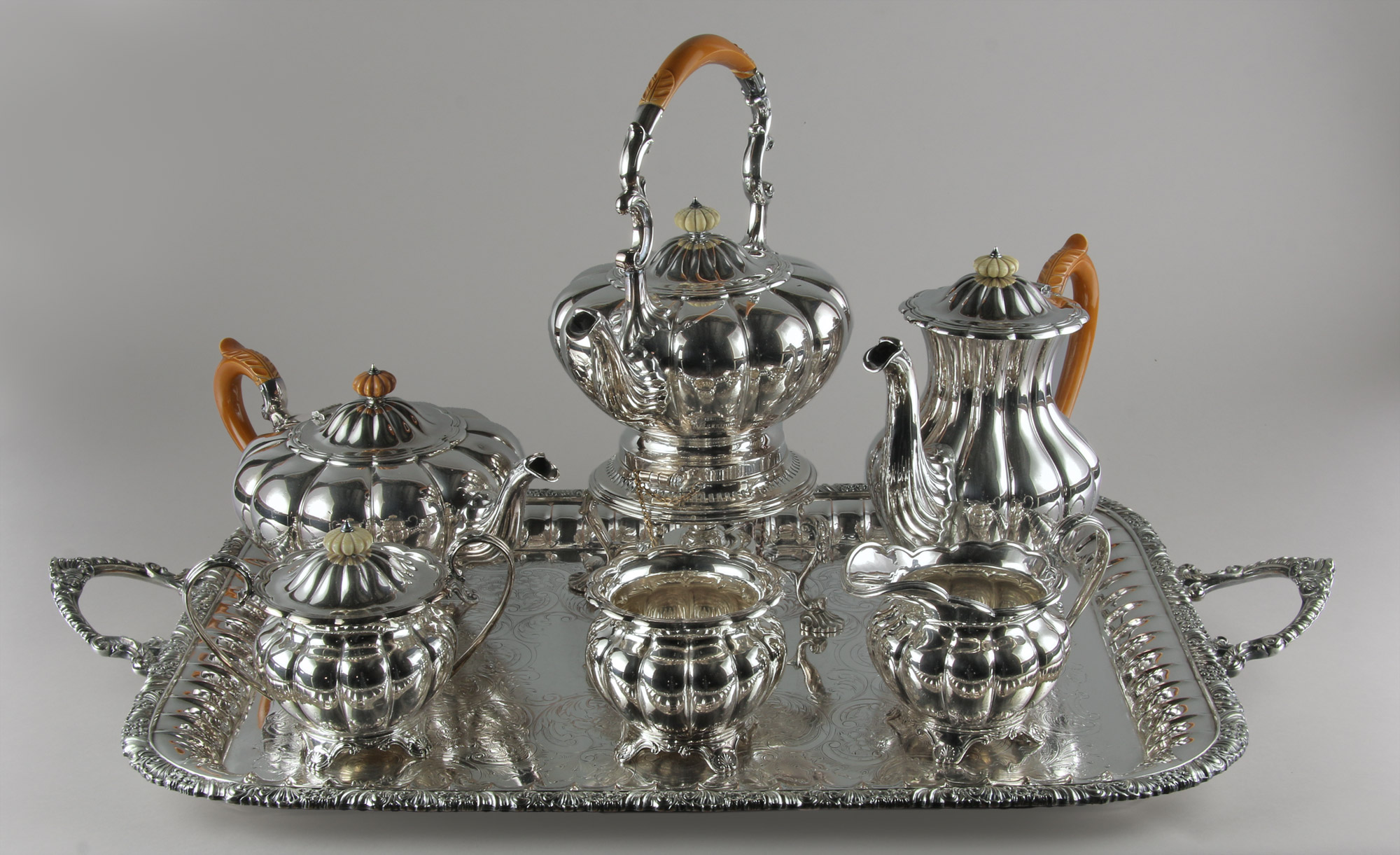 JUEGO DE METAL INGLES E.P.N.S. PLATEADO PARA TE Y CAFE. JUEGO DE METAL INGLES E.P.N.S. PLATEADO PARA TE Y CAFE.