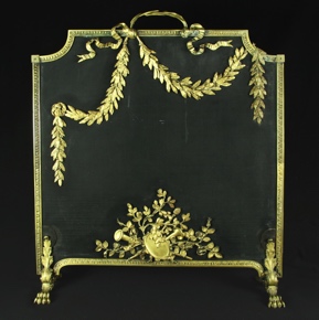 Lote 921: FRENTE PARA CHIMENEA FRANCES DE BRONCE CINCELADO. FRENTE PARA CHIMENEA FRANCES DE BRONCE CINCELADO.