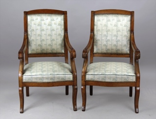 Lote 288: PAR DE ANTIGUOS SILLONES DE EPOCA CHARLES X. PAR DE ANTIGUOS SILLONES DE EPOCA CHARLES X.