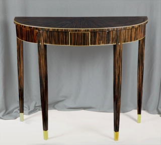 Lote 438: CONSOLA DEMI-LUNE ESTILO ART DECO.  CONSOLA DEMI-LUNE ESTILO ART DECO. 