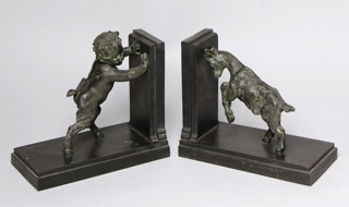 Lote 906: CARLIER, Emile PAR DE SUJETA LIBROS DE FRANCESES FIRMADOS CARLIER.