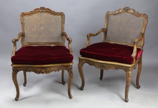 Lote 241: PAR DE ANTIGUOS SILLONES FRANCESES DE EPOCA REGENCE. PAR DE ANTIGUOS SILLONES FRANCESES DE EPOCA REGENCE.