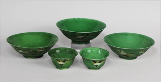 Lote 781: CINCO ANTIGUAS ESCUDILLAS DE PORCELANA CHINA ESMALTADA.  CINCO ANTIGUAS ESCUDILLAS DE PORCELANA CHINA ESMALTADA. 