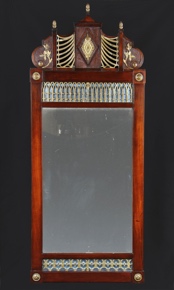 Lote 929: ANTIGUO ESPEJO NEOCLASICO PARA COLGAR.  ANTIGUO ESPEJO NEOCLASICO PARA COLGAR. 