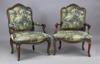 Lote 342: PAR DE ANTIGUOS SILLONES FRANCESES DE ESTILO REGENCE.  PAR DE ANTIGUOS SILLONES FRANCESES DE ESTILO REGENCE. 