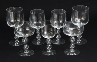 Lote 724: JUEGO DE COPAS DE CRISTAL LISO.  JUEGO DE COPAS DE CRISTAL LISO. 