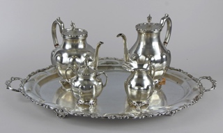 Lote 588: JUEGO DE PLATA MEXICANA STERLING 925 SELLADA PARA TE Y CAFE. JUEGO DE PLATA MEXICANA STERLING 925 SELLADA PARA TE Y CAFE.