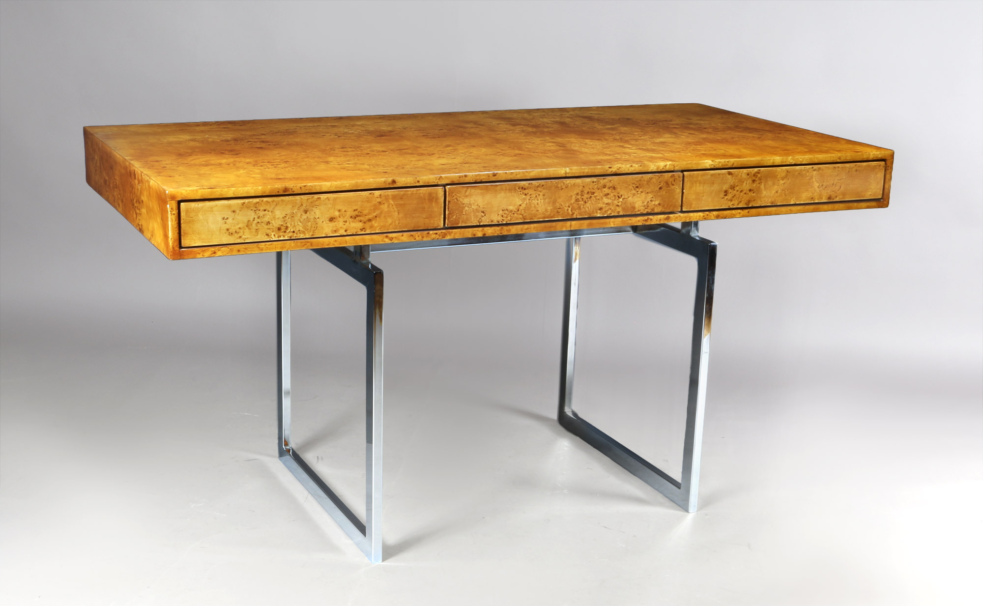 MESA ESCRITORIO MODELO OFFICE DESK DISEÑO DE BODIL KJAER. MESA ESCRITORIO MODELO OFFICE DESK DISEÑO DE BODIL KJAER.