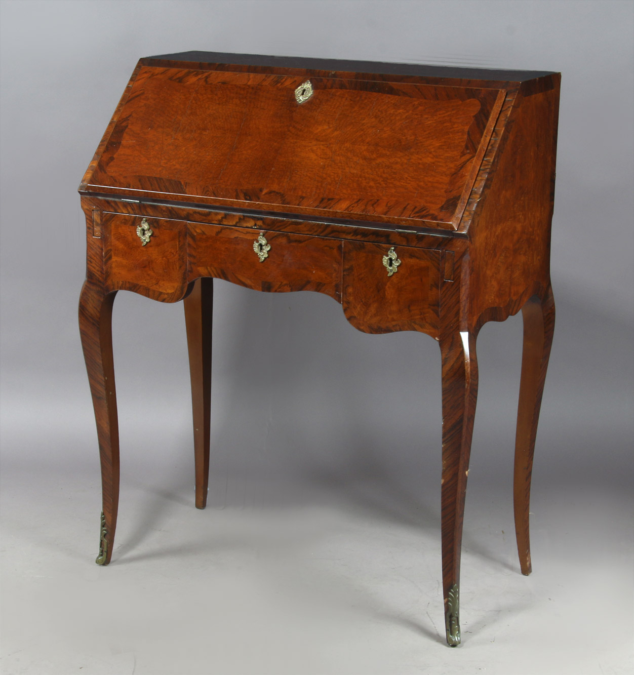 ESCRITORIO ESTILO FRANCES LUIS XV PARA DAMA. ESCRITORIO ESTILO FRANCES LUIS XV PARA DAMA.