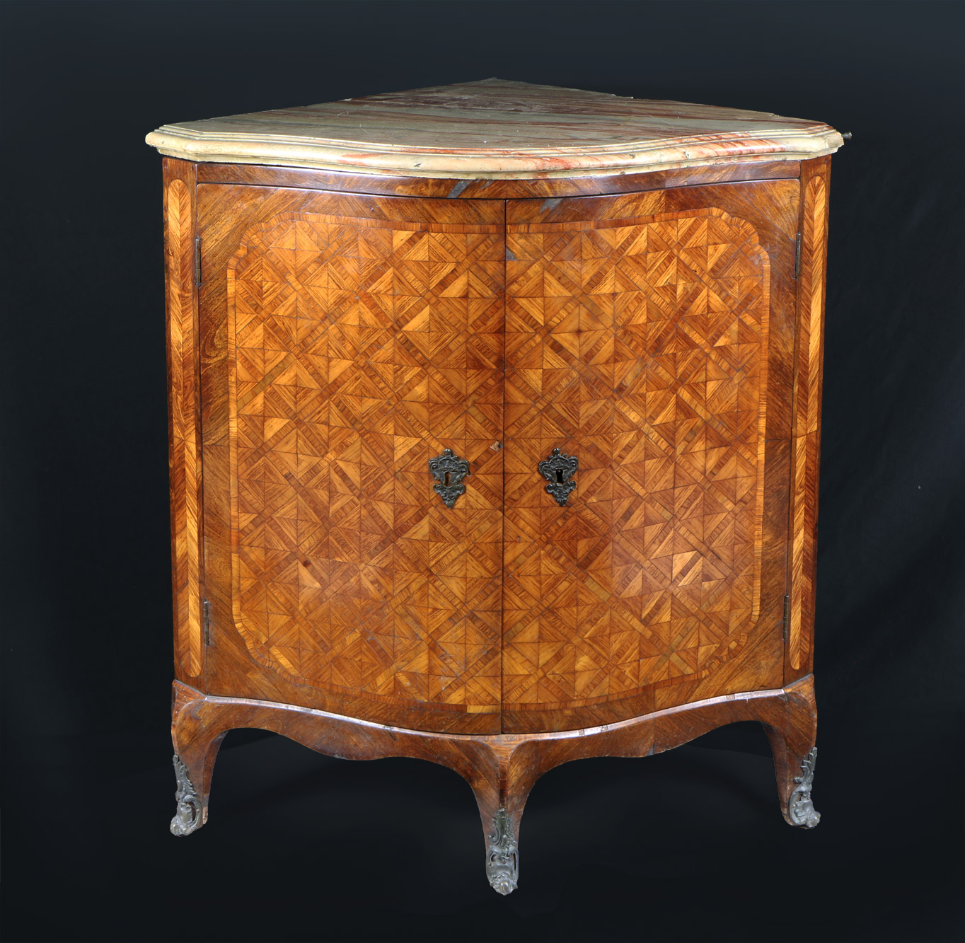  ANTIGUO MUEBLE RINCONERO FRANCES DE ESTILO LUIS XV.