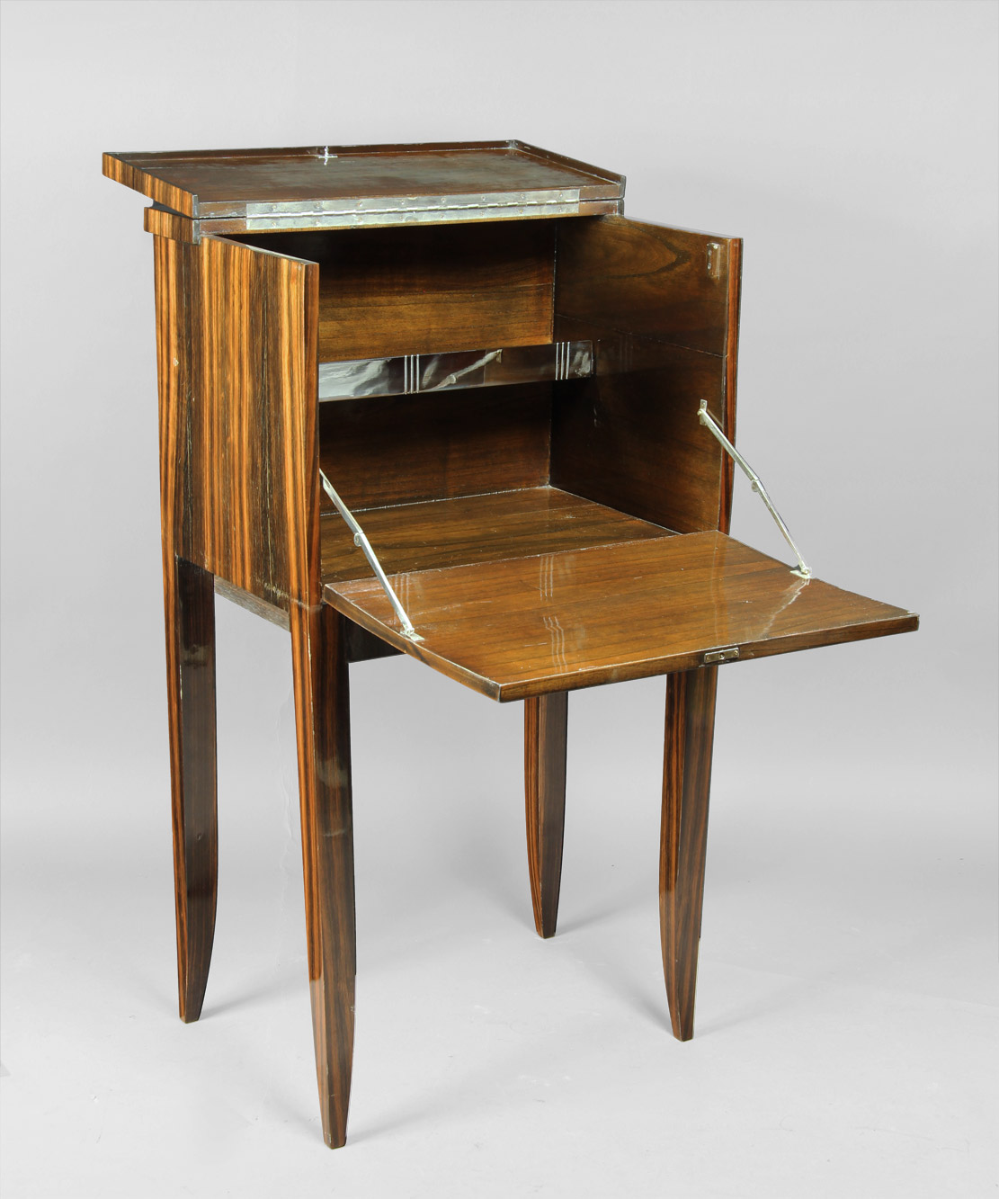 MUEBLE BAR DE ESTILO ART DECO. MUEBLE BAR DE ESTILO ART DECO.