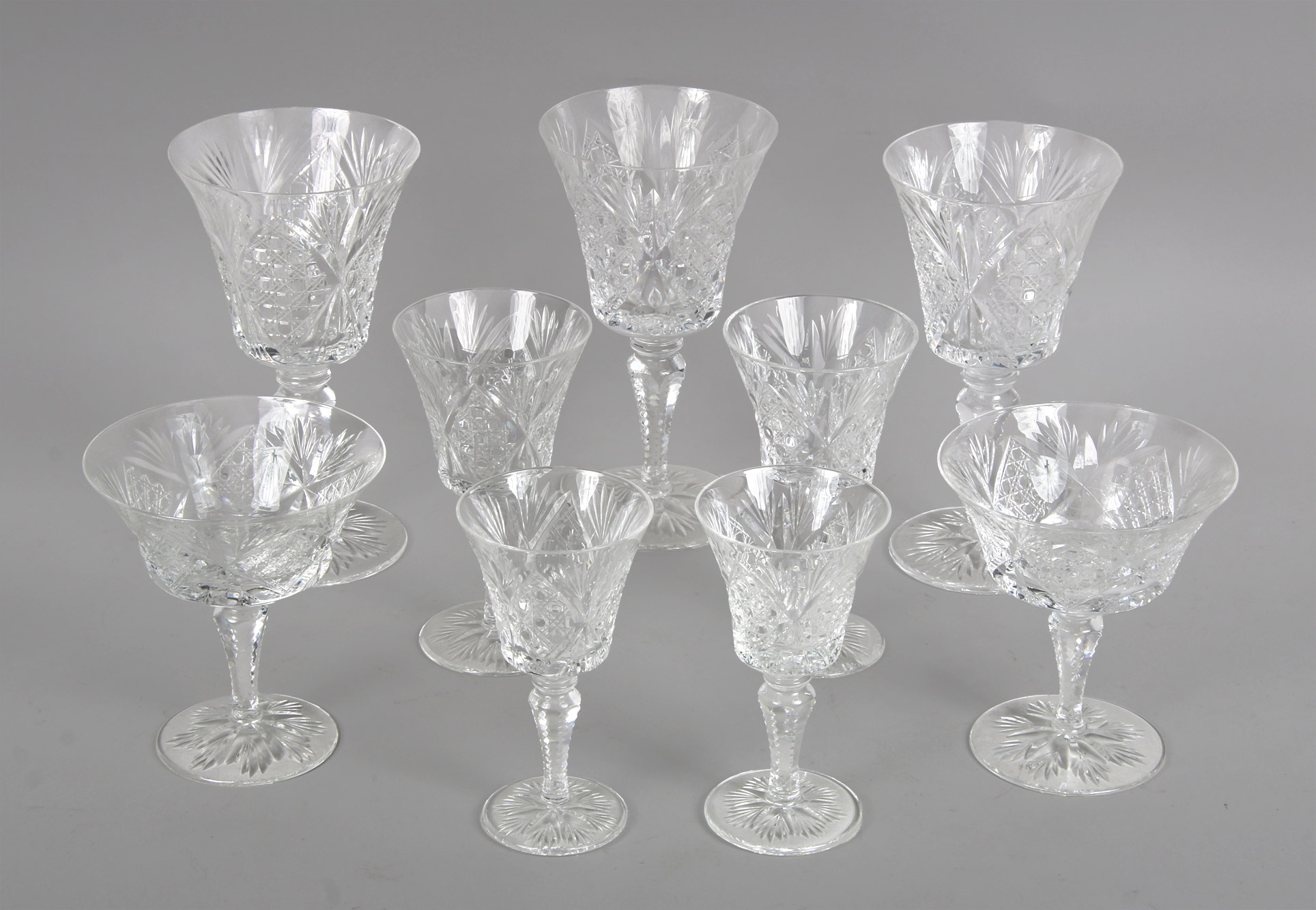  JUEGO DE COPAS FRANCES DE CRISTAL ST. LOUIS.