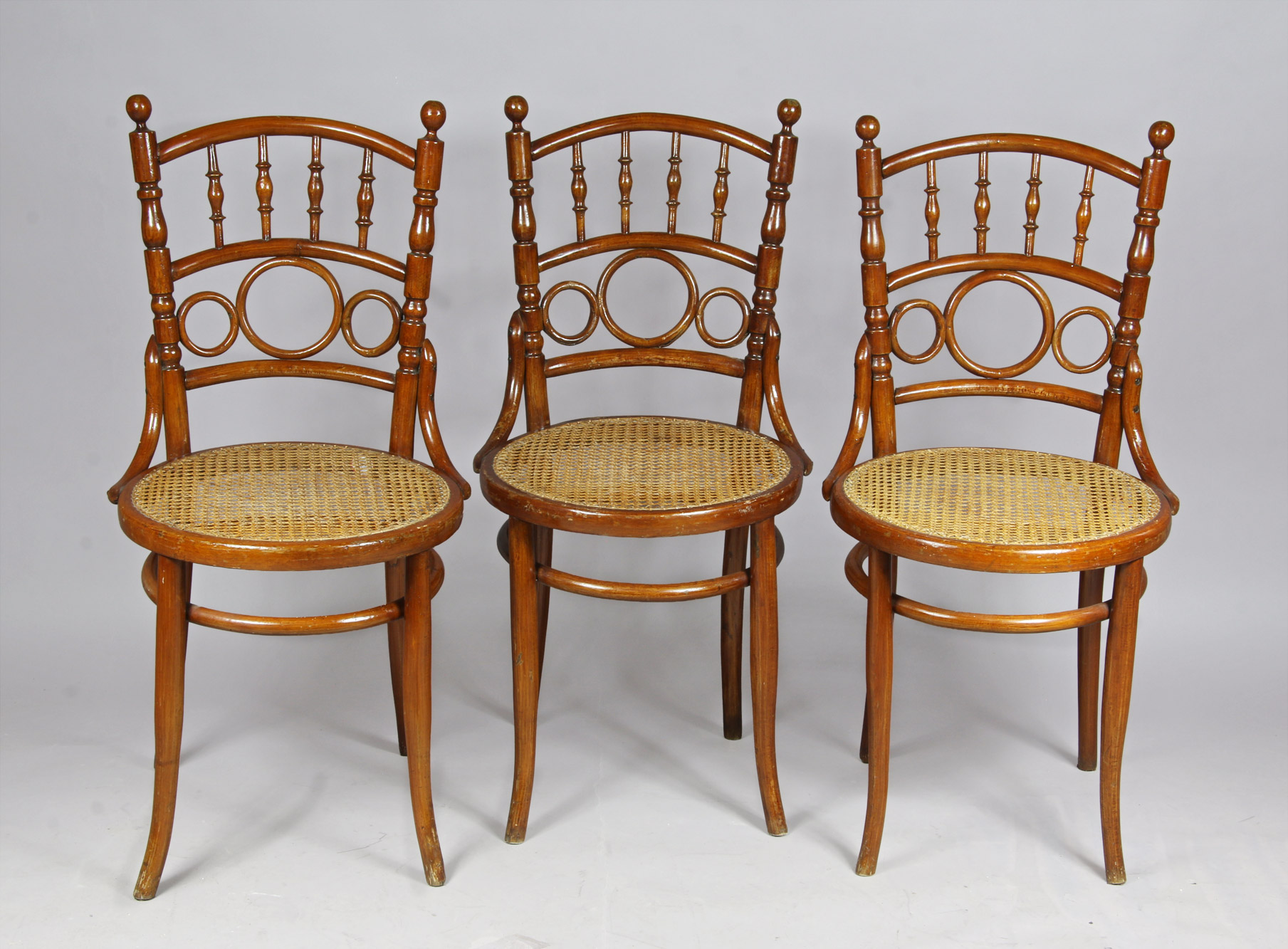  CINCO SILLAS DE ESTILO INGLES WINDSOR. 