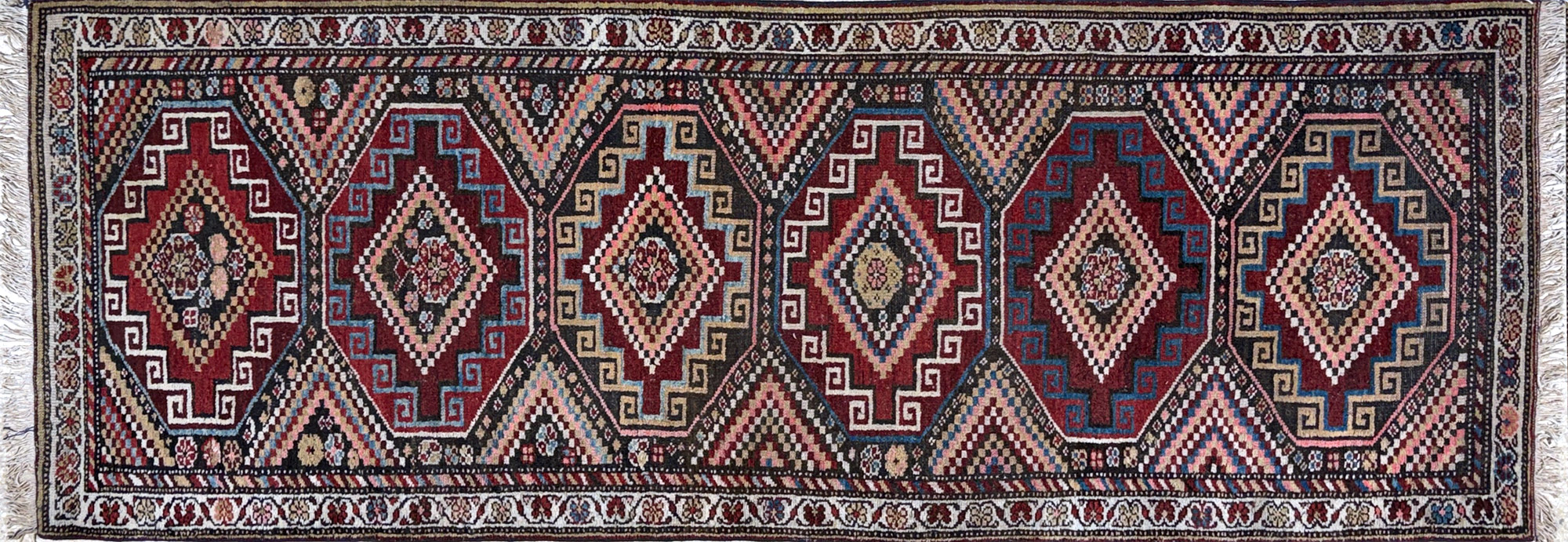 ALFOMBRA CAMINO CAUCASICA DE LANA TEJIDA A MANO. ALFOMBRA CAMINO CAUCASICA DE LANA TEJIDA A MANO.